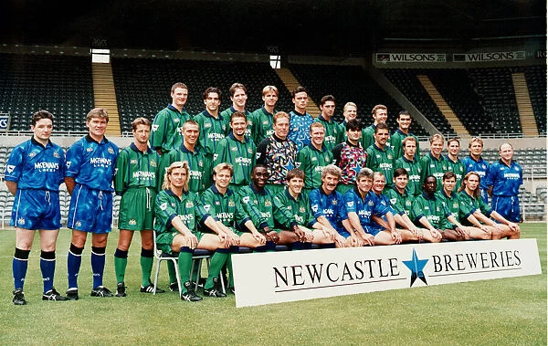 Newcastle United team 1994  /  1995 including footballer Malcolm Allen