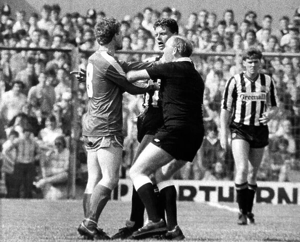 Newcastle United v Chelsea. 25th April, 1987. Referee Micahel Peck