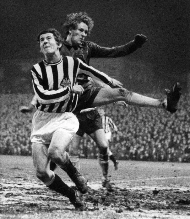 Framed Print : Newcastle United v Southampton, Inter Cities Fairs Cup, 3rd round 1st leg Framed Print : Newcastle United v Southampton, Inter Cities Fairs Cup, 3rd round 1st leg