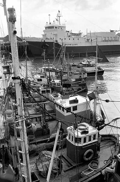 Newhaven. April 1975 75-1724-004