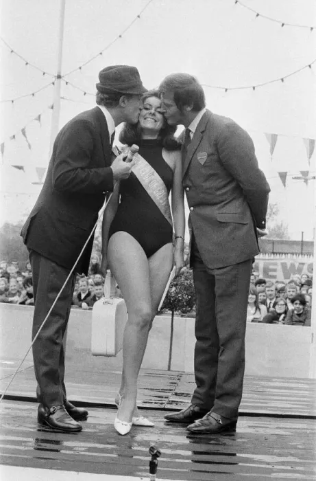 Framed Print : The News of the World Star Gala. Ron Moody, left, and Roger Moore are pictured Framed Print : The News of the World Star Gala. Ron Moody, left, and Roger Moore are pictured