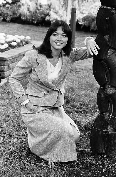 Newsreader Anna Ford at the Chelsea Flower Show. her. 21st May 1979
