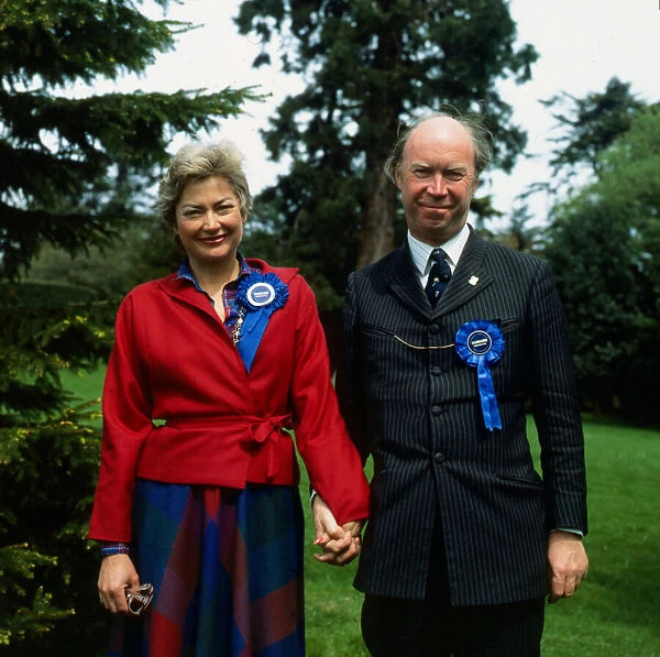 Nicholas Fairbairn & fiancee Samantha McInnes May 1983