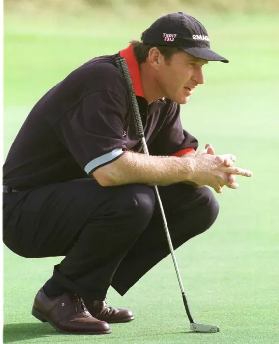 Framed Print : Nick Faldo at Open Golf Championship Birkdale 1998 sizes up a put on the 18th