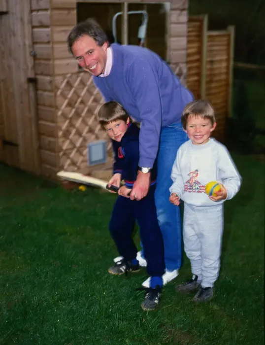 Framed Print : Nick Owen TV Presenter with two sons May 1986 Timothy and Andrew Framed Print : Nick Owen TV Presenter with two sons May 1986 Timothy and Andrew