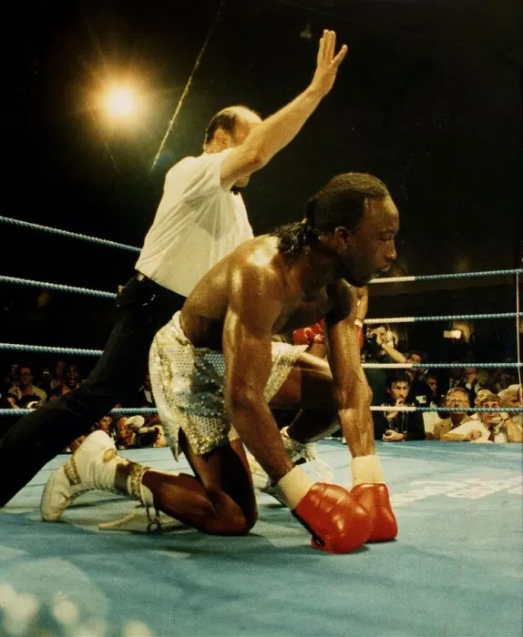 Framed Print : Nigel Benn boxer middleweight champion of the world during a fight Framed Print : Nigel Benn boxer middleweight champion of the world during a fight