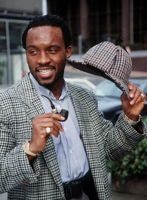 Framed Print : Nigel Benn intweed jacket holding hat and pipe March 1990 Framed Print : Nigel Benn intweed jacket holding hat and pipe March 1990