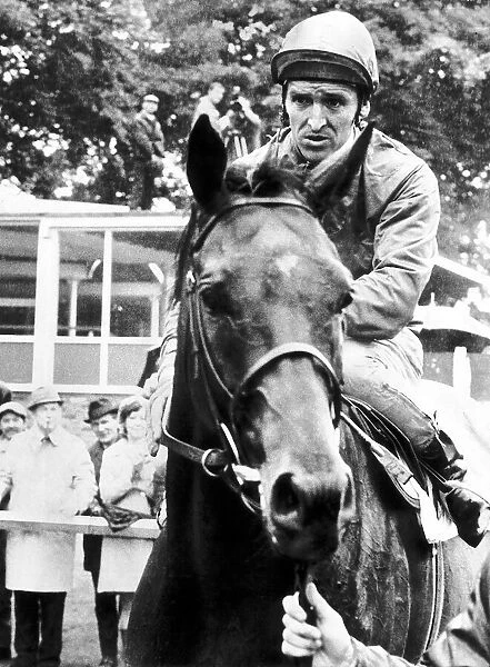 No5 Brigadier Gerard and Joe Mercer after winning the 1972 Eclipse Stakes at Sandown
