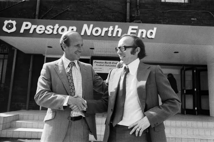 Framed Print : Nobby Stiles signs for Preston North End F. C. he is pictured with manager Bobby Charlton Framed Print : Nobby Stiles signs for Preston North End F. C. he is pictured with manager Bobby Charlton