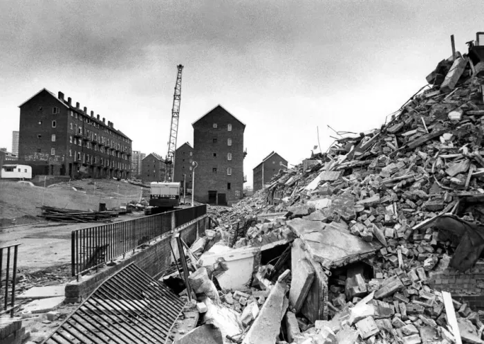 Framed Print : The Noble Street flats Housing Estate in Scotswood, Newcastle Framed Print : The Noble Street flats Housing Estate in Scotswood, Newcastle