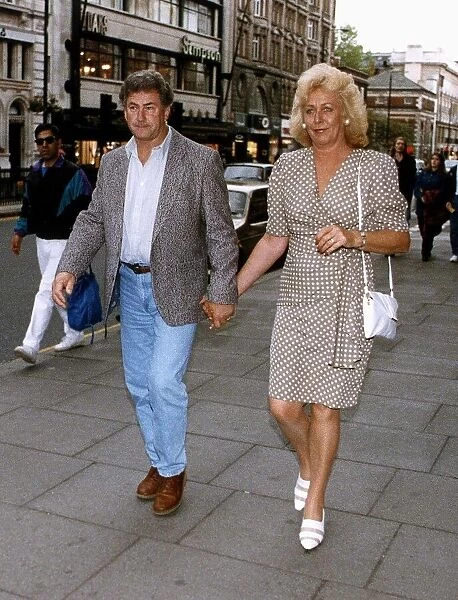 Noeline Baker Donaher Australian Actress with her husband in Piccadilly