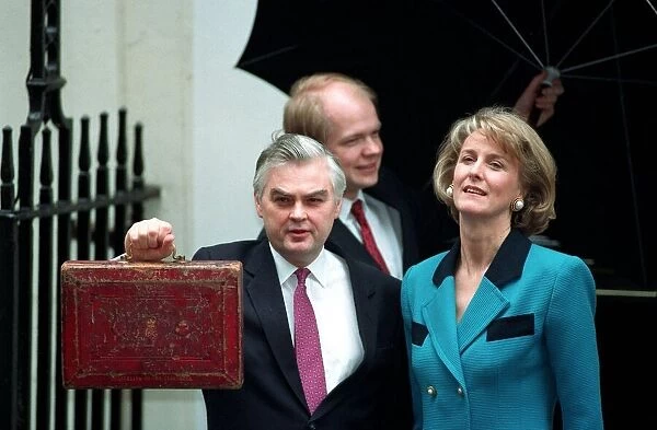 NORMAN LAMONT HOLDING BUDGET BOX AND WIFE ROSEMARY, 11 DOWNING STREET 11  /  03  /  1992
