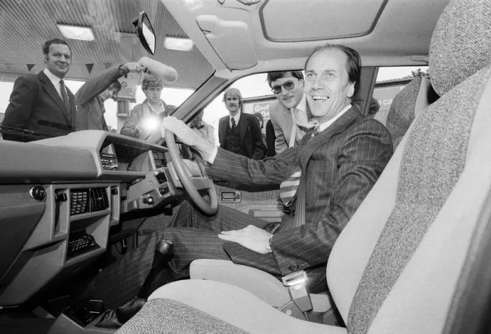 Framed Print : Norman Tebbit, Employment minister, at Henleys Garage, Chingford, Essex Framed Print : Norman Tebbit, Employment minister, at Henleys Garage, Chingford, Essex