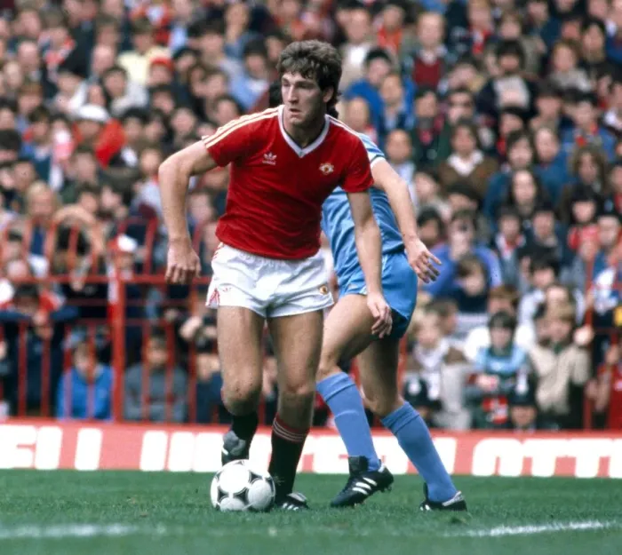Framed Print : Norman Whiteside of Manchester United in action during their league division one match Framed Print : Norman Whiteside of Manchester United in action during their league division one match
