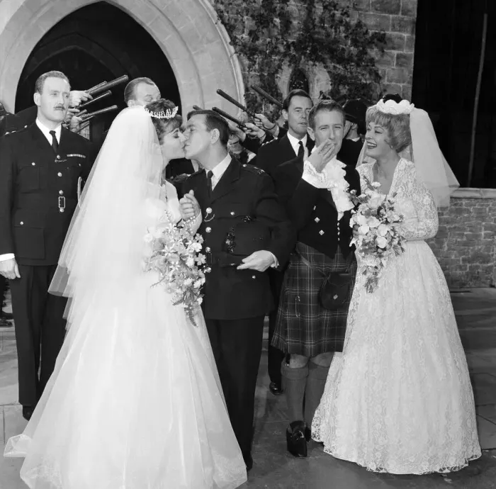 Framed Print : Norman Wisdom marries film star Jennifer Jayne, at Pinewood Studios Framed Print : Norman Wisdom marries film star Jennifer Jayne, at Pinewood Studios