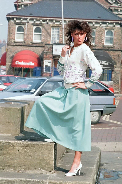 Northallerton & Crathorne Fashion Feature, Tuesday 15th May 1990