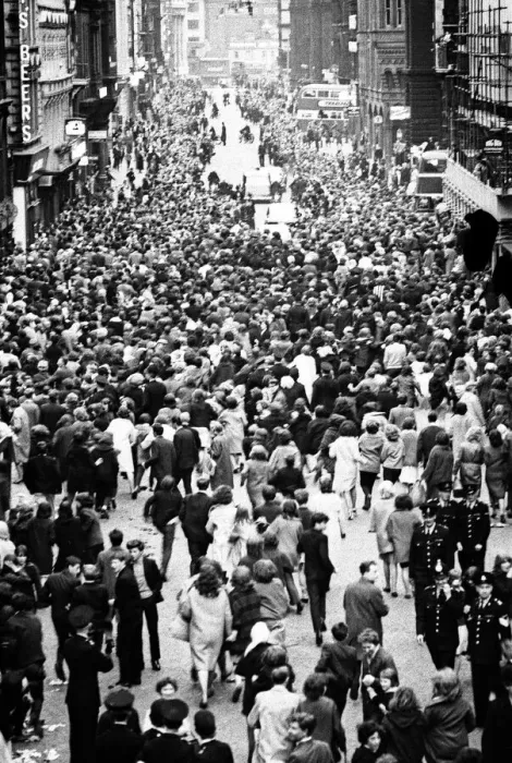 Framed Print : Northern Premier of A Hard Days Night'. Fans line up along the streets in Framed Print : Northern Premier of A Hard Days Night'. Fans line up along the streets in