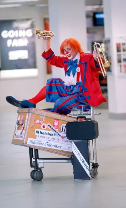 Framed Print : Norwegian musical clown Melvix Tix at Newcastle Airport Framed Print : Norwegian musical clown Melvix Tix at Newcastle Airport
