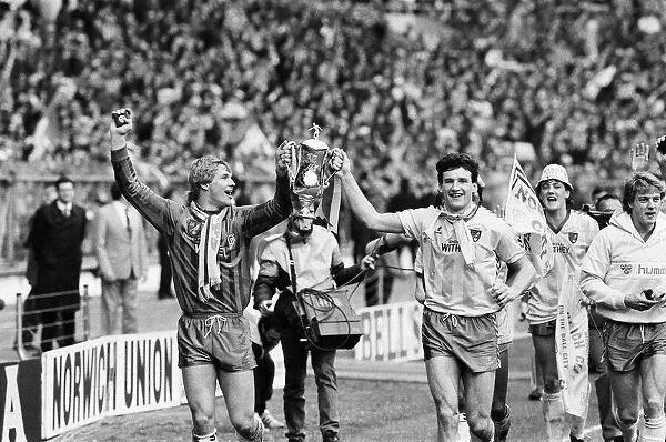 Norwich 1-0 Sunderland 1985 League Cup Final 24  /  3  /  1985