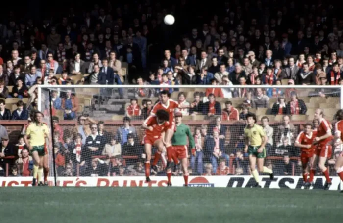 Framed Print : Norwich City Middlesbrough v. Norwich. September 1980 Framed Print : Norwich City Middlesbrough v. Norwich. September 1980