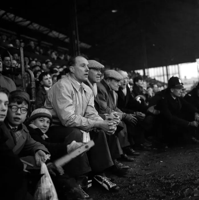 Framed Print : Norwich City v Manchester United United manager Matt Busby with assistant manager Framed Print : Norwich City v Manchester United United manager Matt Busby with assistant manager