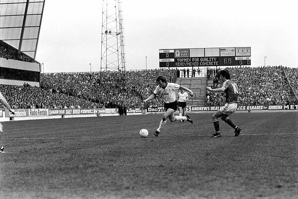 Nottingham Forest 0 v. Liverpool 0. Division Two Football. April 1981 MF02-16-025