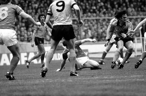 Nottingham Forest v. Wolverhampton Wanderers. (League Cup Final). March 1980 LF02-06-029
