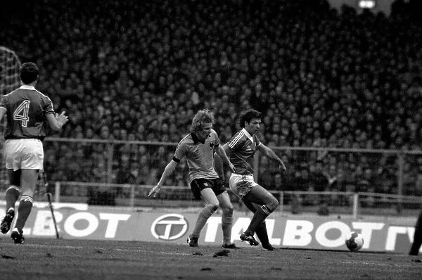 Nottingham Forest v. Wolverhampton Wanderers. (League Cup Final). March 1980 LF02-06-069