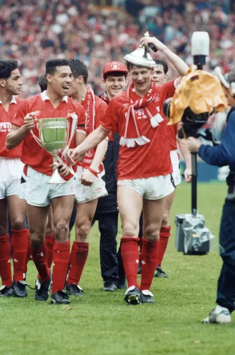Framed Print : Nottingham Forest vs Southampton Zenith Data Cup final at Wembley 1992 Framed Print : Nottingham Forest vs Southampton Zenith Data Cup final at Wembley 1992