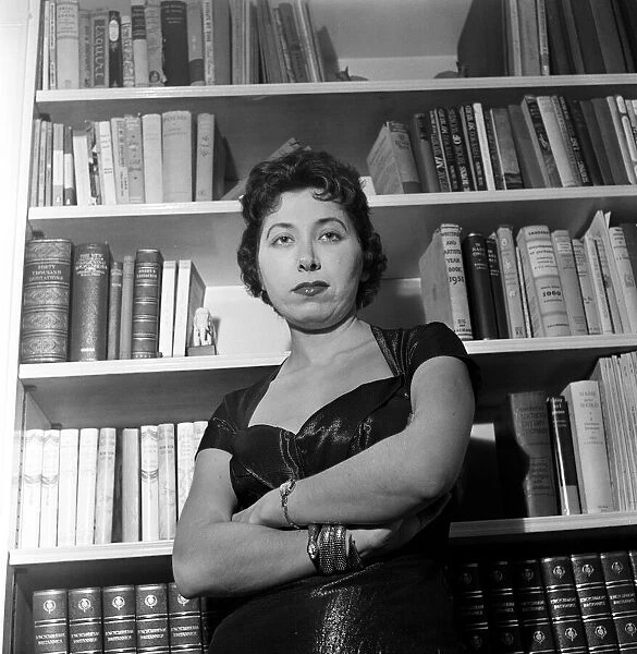 Novelist Roberta Leigh. 15th December 1954