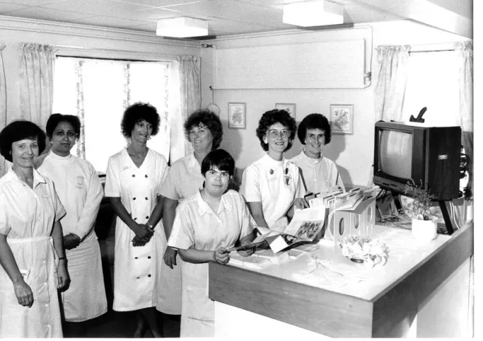 Framed Print : Nurses at Coventry & Warwickshire hospitals mammography unit, Stoney Stanton Road
