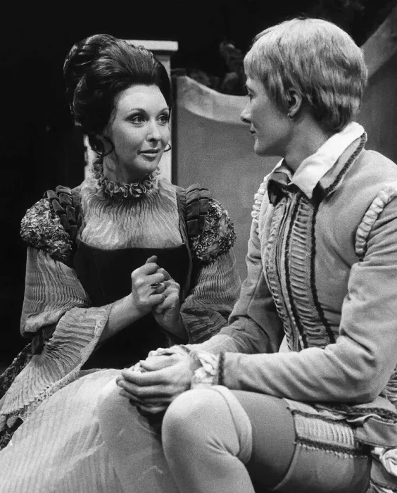 Framed Print : Nyree Dawn Porter actress stars in production of Shakespeares Twelfth Night Framed Print : Nyree Dawn Porter actress stars in production of Shakespeares Twelfth Night