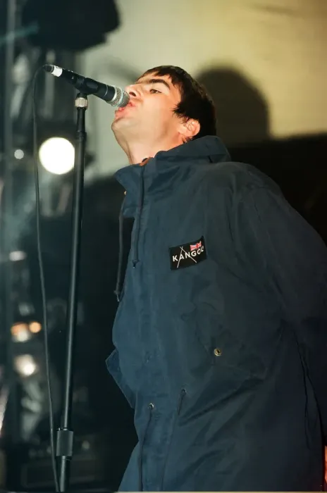 Framed Print : Oasis performing at the Metroradio Arena, Newcastle upon Tyne, United Kingdom Framed Print : Oasis performing at the Metroradio Arena, Newcastle upon Tyne, United Kingdom