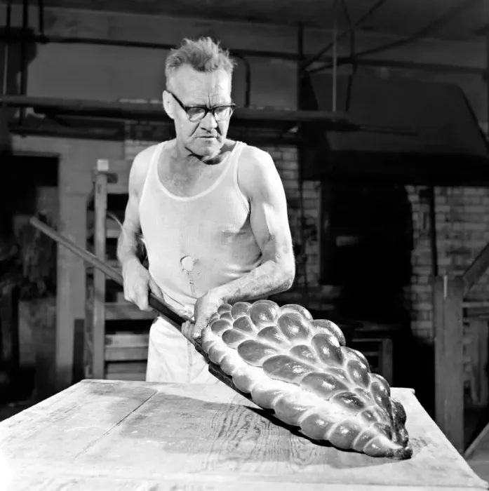 Framed Print : Occupation: Baker: Master baker John Nixey seen here creating sculptures out of bread in