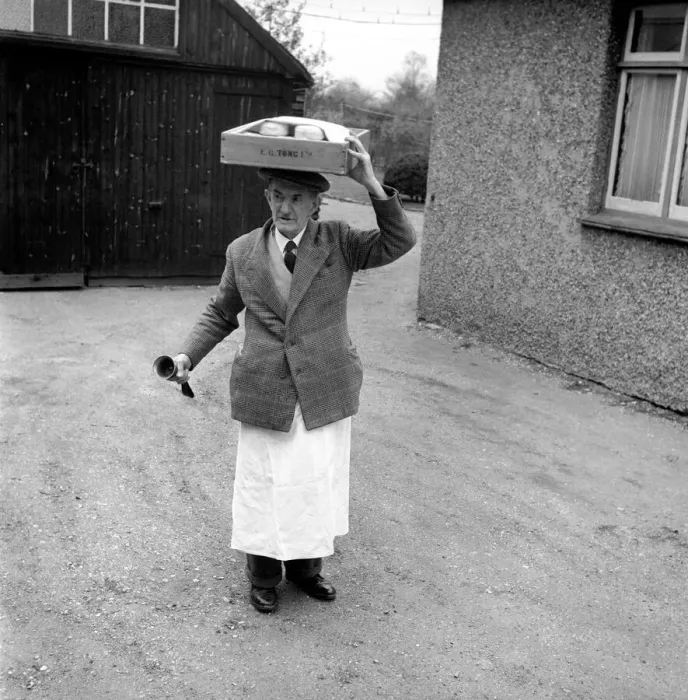 Framed Print : Occupation: Baker: Teddy Tonge - The muffin man of Reading seen here making Framed Print : Occupation: Baker: Teddy Tonge - The muffin man of Reading seen here making