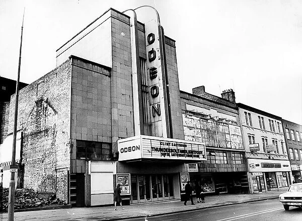 The Odeon Cinema on Gateshead High Street in 1975