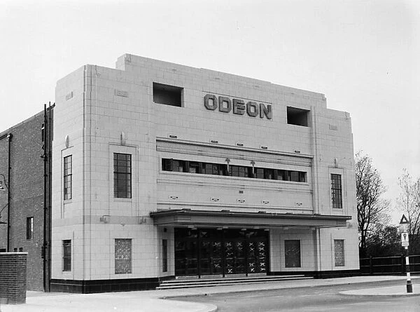 Odeon, Northwood Hills Circa August 1936