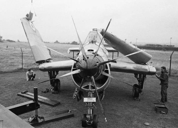 Framed Print : An Old Fairey Gannet aircraft landed at the Midland Air Museum in Coventry Framed Print : An Old Fairey Gannet aircraft landed at the Midland Air Museum in Coventry