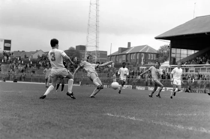 Framed Print : Old Ham v. Everton. August 1981 MF03-03-009 Local Caption Pre-Season Friendly Framed Print : Old Ham v. Everton. August 1981 MF03-03-009 Local Caption Pre-Season Friendly