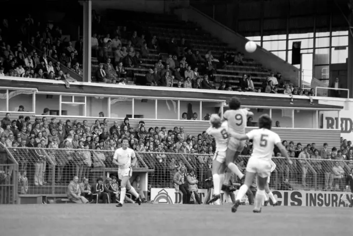 Framed Print : Old Ham v. Everton. August 1981 MF03-03-018 Local Caption Pre-Season Friendly Framed Print : Old Ham v. Everton. August 1981 MF03-03-018 Local Caption Pre-Season Friendly