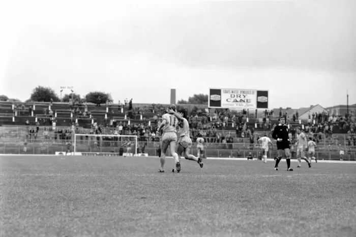 Framed Print : Old Ham v. Everton. August 1981 MF03-03-030 Local Caption Pre-Season Friendly Framed Print : Old Ham v. Everton. August 1981 MF03-03-030 Local Caption Pre-Season Friendly