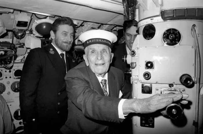 Framed Print : Old: Man: Submarine: Navy: Mr. Jim Chapman (103). March 1975 75-01273-003 Framed Print : Old: Man: Submarine: Navy: Mr. Jim Chapman (103). March 1975 75-01273-003