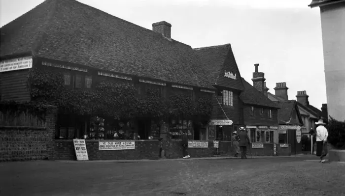 Framed Print : The Old Mint House, Pevensey, East Sussex, 1921. Tyrell Collection Framed Print : The Old Mint House, Pevensey, East Sussex, 1921. Tyrell Collection