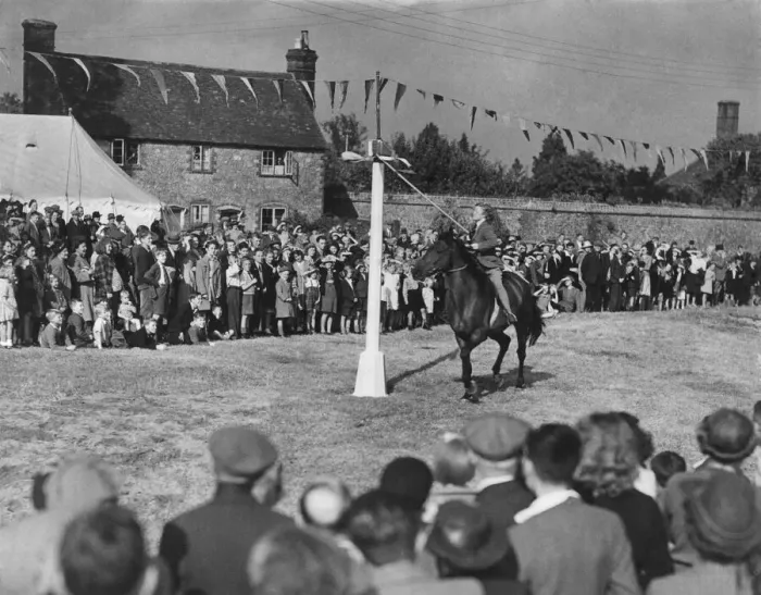 Framed Print : The old sport of tilting at the quintain, one popular throughout medieval England