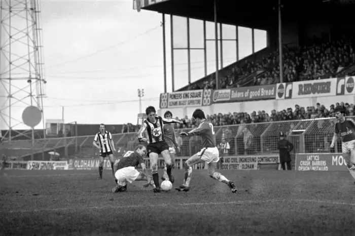 Framed Print : Oldham 0 v. Newcastle 0. Division Two Football. February 1981 MF01-36-018 Framed Print : Oldham 0 v. Newcastle 0. Division Two Football. February 1981 MF01-36-018