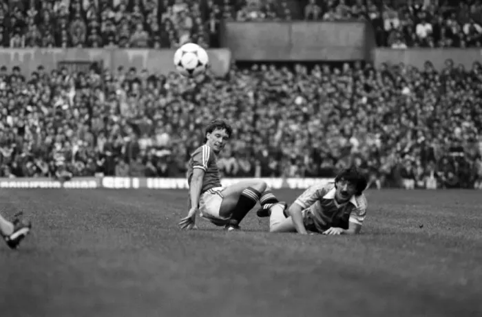Framed Print : Oldham 2 v. Newcastle United 2. Division 2 Football October 1982 MF08-02-107 Framed Print : Oldham 2 v. Newcastle United 2. Division 2 Football October 1982 MF08-02-107