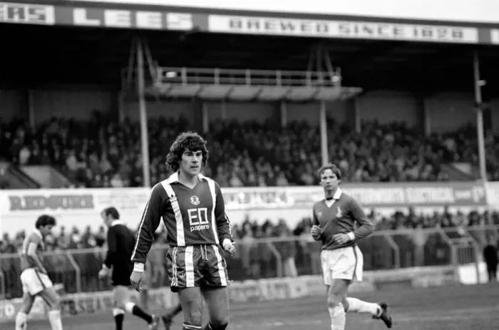 Framed Print : Oldham 3 v. Leyton Orient 2. Division 2 Football. December 1981 MF04-02-030