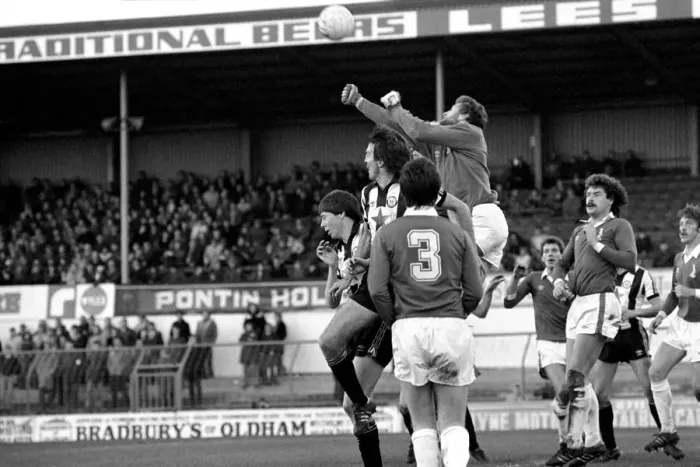 Framed Print : Oldham 3 v. Newcastle United 1. Division 2 Football October 1981 MF04-13-008 Framed Print : Oldham 3 v. Newcastle United 1. Division 2 Football October 1981 MF04-13-008