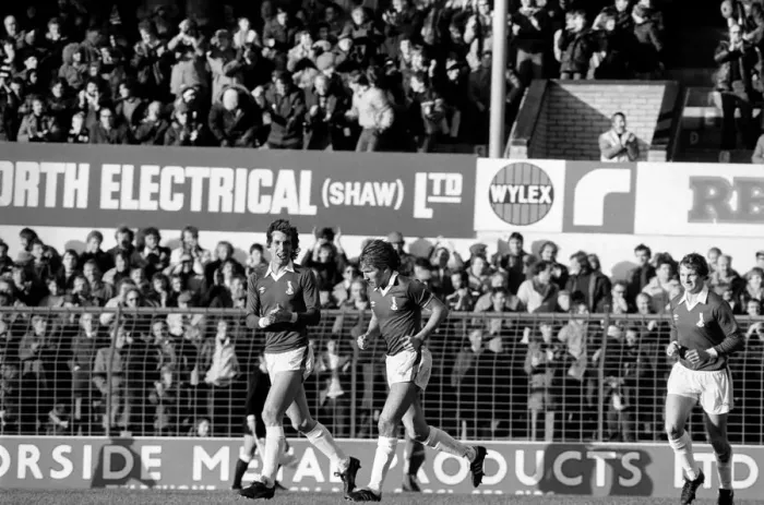Framed Print : Oldham 3 v. Newcastle United 1. Division 2 Football October 1981 MF04-13-050