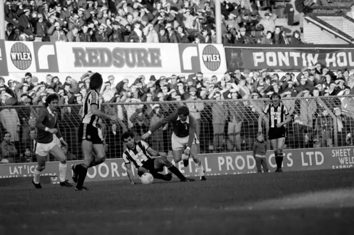 Framed Print : Oldham 3 v. Newcastle United 1. Division 2 Football October 1981 MF04-13-081 Framed Print : Oldham 3 v. Newcastle United 1. Division 2 Football October 1981 MF04-13-081